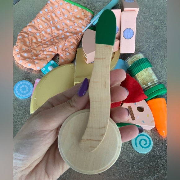 MELISSA & DOUG Wooden Assorted Play Food Kids Pizza Cake Toys - Picture 8 of 8